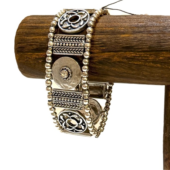 Chico's Jewelry - Chico's Silver Tone Geometric Stretch Bracelet NWT